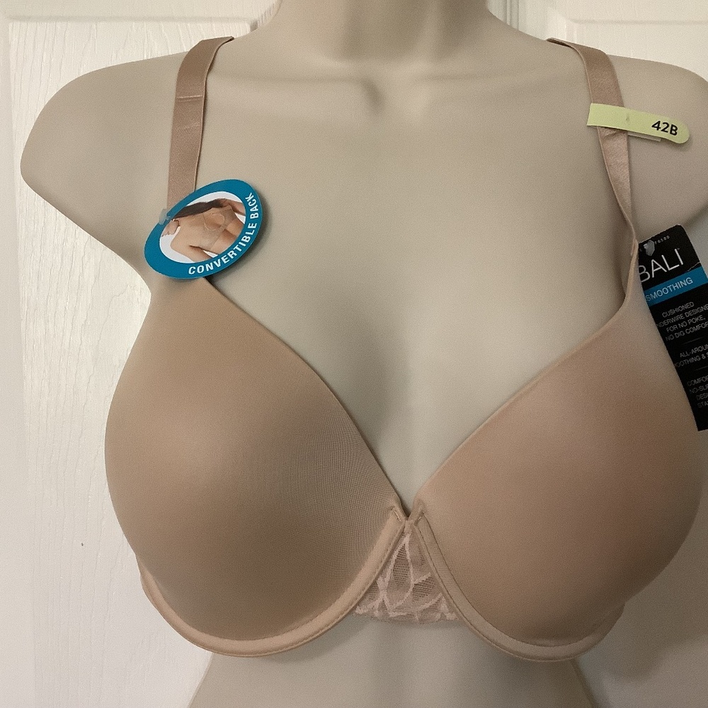 New Bali Smoothing Underwire Bra 42B Convertible Back Tan